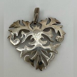 J ROGERS STERLING SILVER HEART PENDANT CHAIN NECKLACE SIGNED 925 FINE 0704